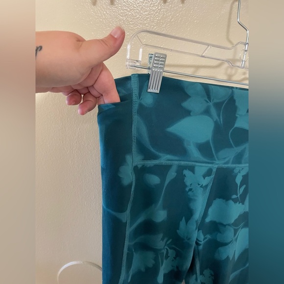 ✨Women’s All In Motion Full Length Leggings Size XL - Picture 3 of 7